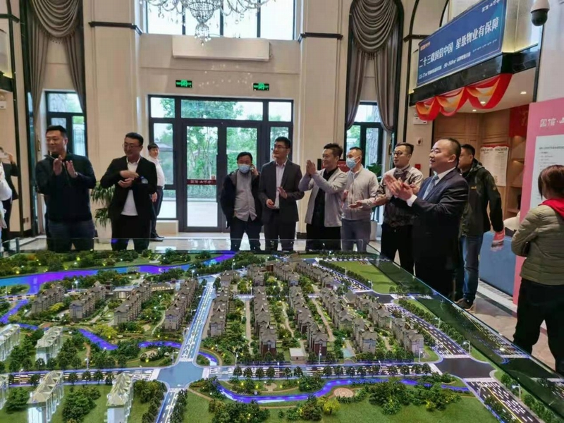 1.乐鱼电子,乐鱼电子(中国)山河府接待体验团参观.jpg