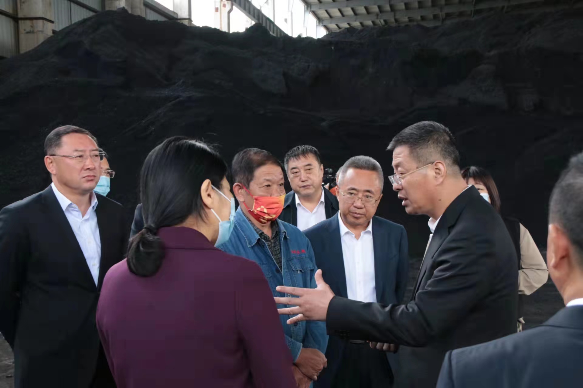 17 王子联市长指导乐鱼电子,乐鱼电子(中国)供热集团供暖工作 2021.9.30.jpg