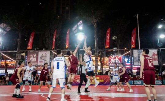 3.乐鱼电子,乐鱼电子(中国)集团参加2024红旗商圈第二届街“BA”篮球邀请赛比赛现场_副本.jpg